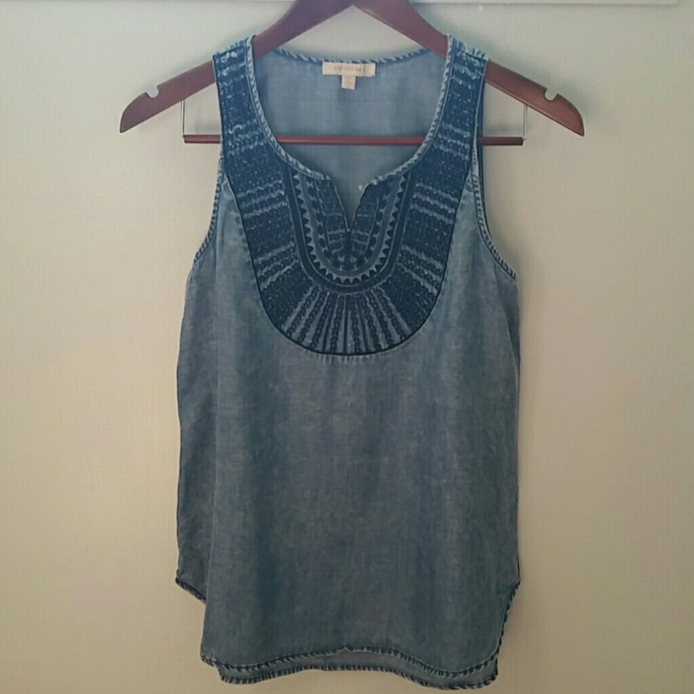 Skies Are Blue Chambray Embroidered Tank Size Small